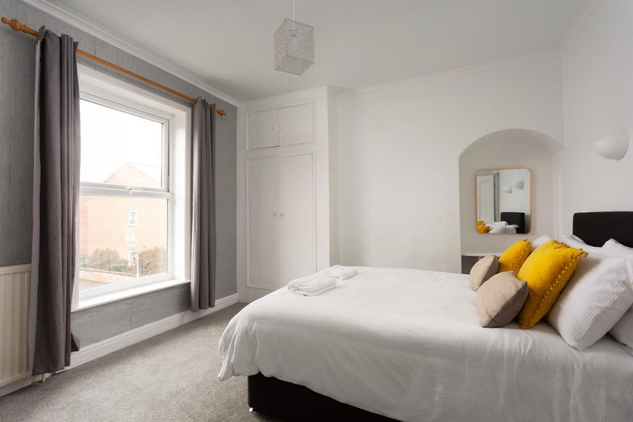 יורק Lovely City Town House With Free Parking Sleeps 2 To 6 Guests מראה חיצוני תמונה